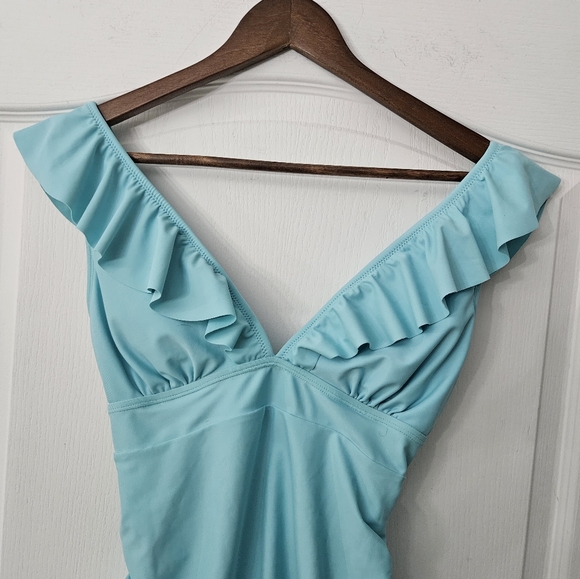 Cupshe one piece turquoise bathing suit w/ strappy back SZ M NWT - Picture 4 of 9